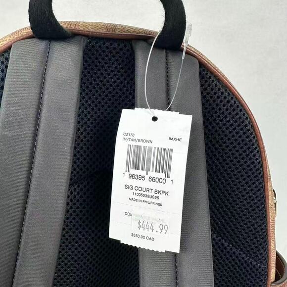 Coach Court Backpack In Blocked Signature Canvas CZ176 Gold  display picture 2